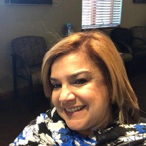 Meet your Posher, Marcia